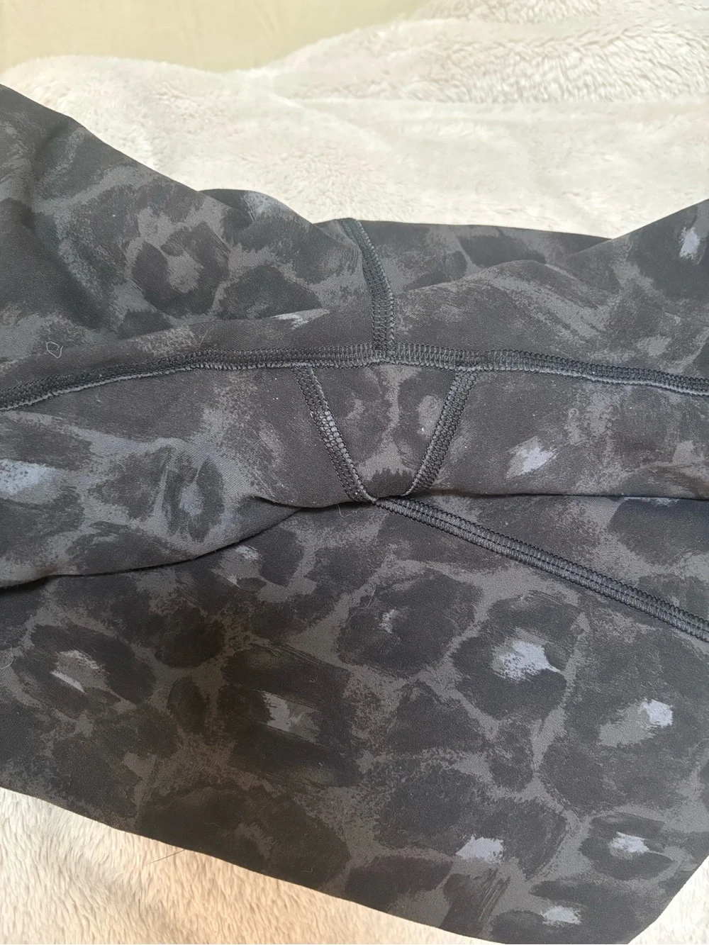 Lululemon leopard leggings